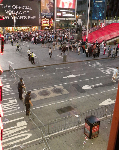 NYC TIMES SQUARE EVACUATED: DEADLY CAR BOMB BLAST AVERTED